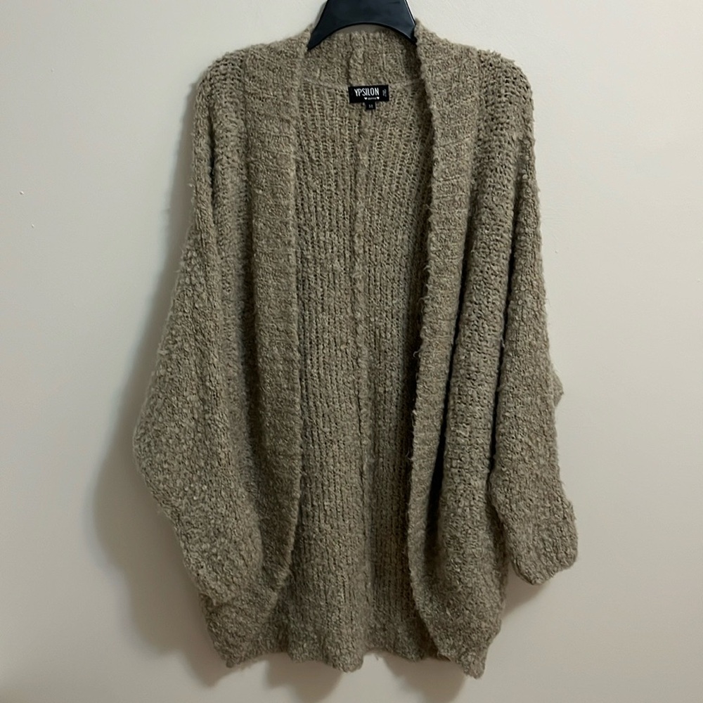 Ypsilon cardigan sweater tan drape open front chunky knit layering staple size M